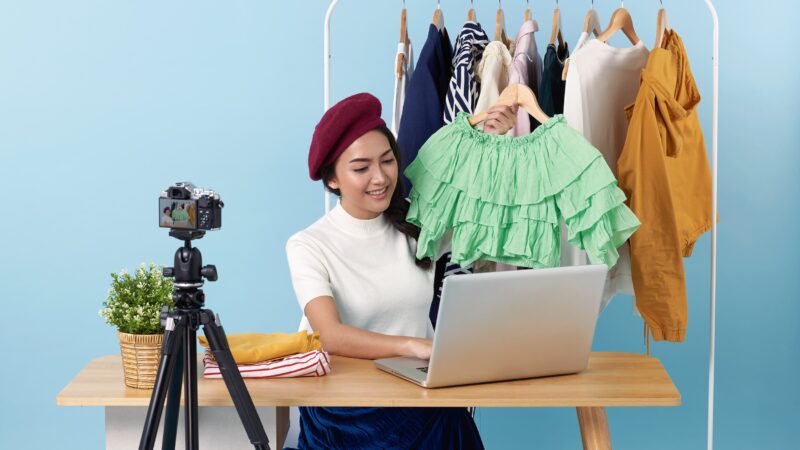 Nah, Begini Cara Dapet Endorse Pertama yang Realistis dan Bisa Kamu Lakuin Sekarang!